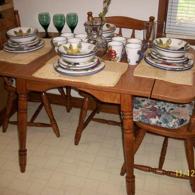 Vintage Drop Leaf Dining