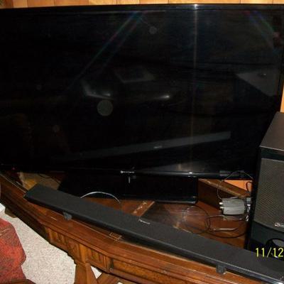 Element 48" Led TV / Nakamichi Home Theatre