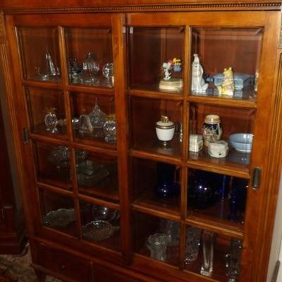 Ethan Allen Illuminated China Cabinet With Two Sliding Doors and Two Drawers
