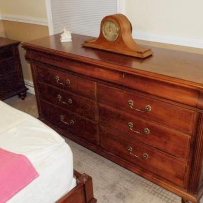 Ethan Allen Mahogany Double Dresser