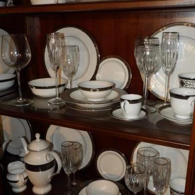 Lenox Crystal Consists of Champagne Flutes, Water Goblets, Wine Stems