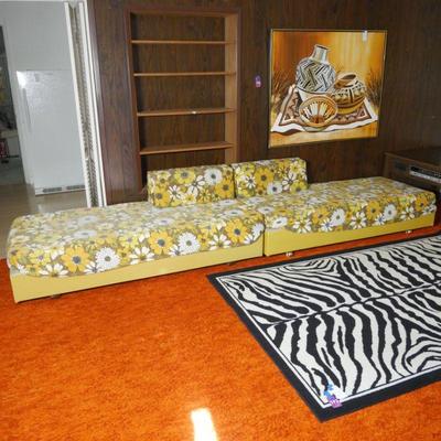 Extra Long 2-Piece Day Bed