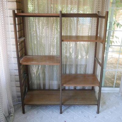 Adjustable Wood Display Shelves