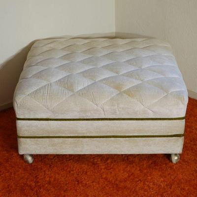 Gem Furniture Upholstered Ottoman