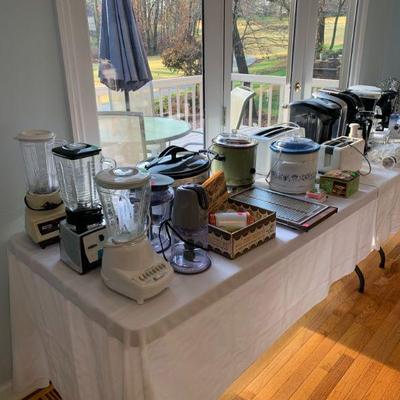 Blenders, crockpots