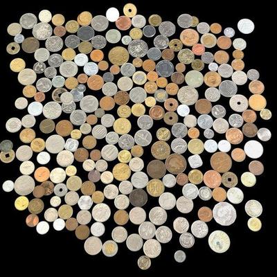 TN81 Foreign Coin Assortment
