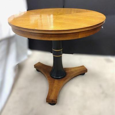 DREXEL PEDESTAL SIDE TABLE