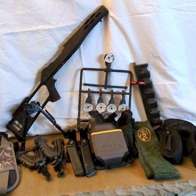 Firearm Holsters, Target Practice, Cabela's Pouch, Straps Smith & Wesson
