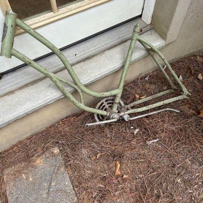 Vintage Bicycle Frames, Fenders, Wheels and Restoration Parts.