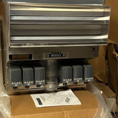 Restaurant Equipment - Remcor Ice & Beverage Countertop Dispenser - New in Box
