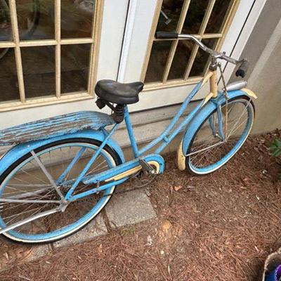 Antique and Vintage Bikes / Bicycles. Shelby, Western Flyer and Schwinn Brands.