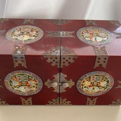 MHT065 Korean Brown Lacquered Jewelry Box