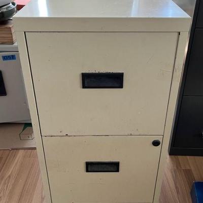 MHT059 Beige Metal Filing Cabinet 