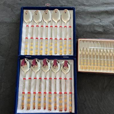 MHT055- Stainless Steel Goldtone Spoon And Chopsticks Set 