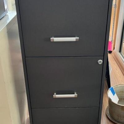 MHT053 Grey Metal Filing Cabinet 