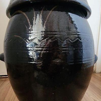 MHT008 - Vintage Asian Stoneware 
