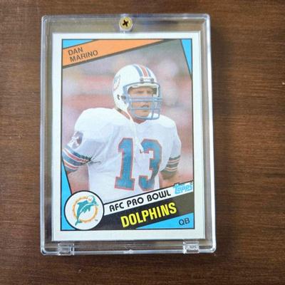 1984 Topps #123 Dan Marino ROOKIE Miami Dolphins Hall of Fame