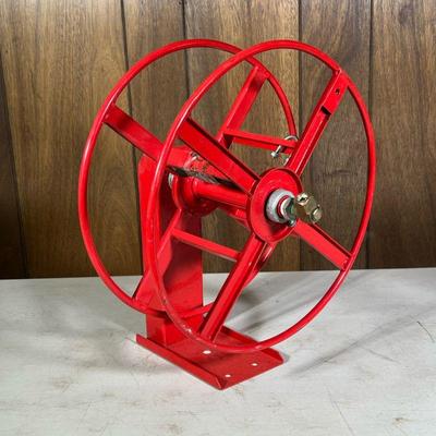 AIR HOSE REEL | 15” x 10 “ red metal reel. - d. 19 in (overall)

