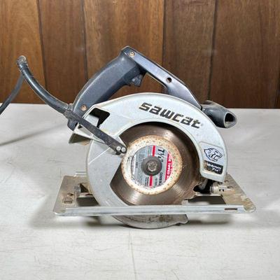Black & Decker Circular Saw | Black & Decker Professional Sawcat model 3030, 184mm / 7-1/4".