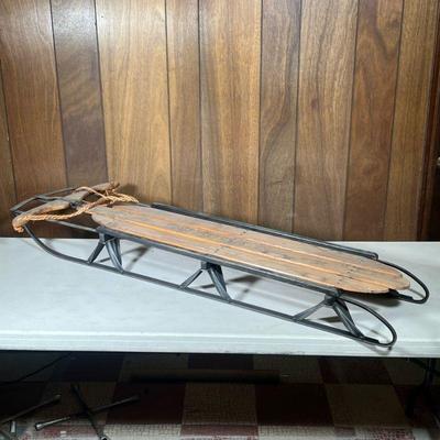 Speedaway Sled | Vintage wooden sled. - w. 22 x l. 60.25 in

