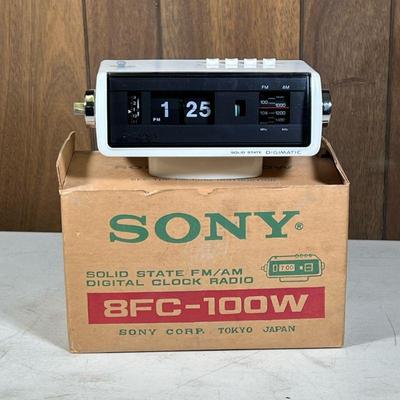 Sony 8fc-100w Car Radio | Digimatic clock radio, solid state AM/FM.