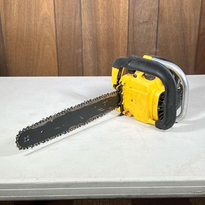 Mcculloch Chainsaw | 16" Mac 110 chainsaw.

