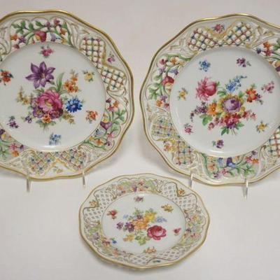 1036	SCHUMAN DRESDEN RETICULATED EDGE PLATES, 2-11 1/4 IN, 1-7 1/2 IN

