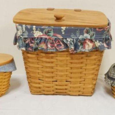 1207	ASSORTED LONGABERGER BASKETS WITH 2000 CENTURY, 1992 MAILBOX & 1999 WOVEN MEMORIES SIGNED
