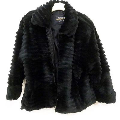 1110	CAROLE LITTLE FUR JACKET
