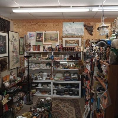 Estate sale photo