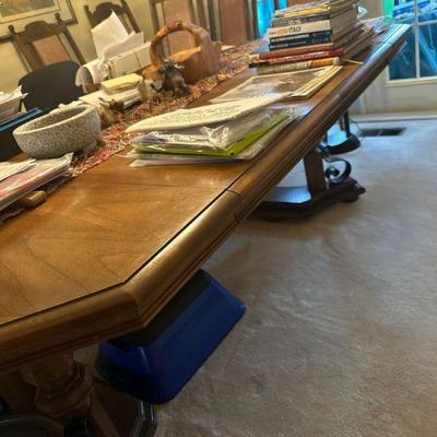 Dining table set