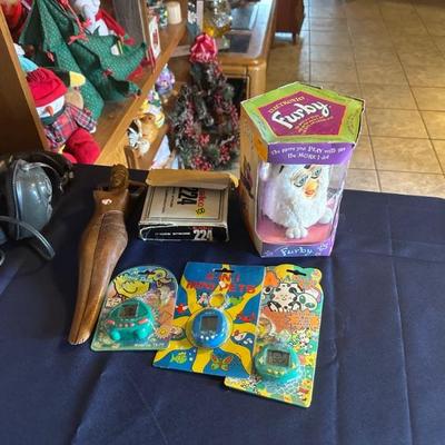 8 in 1 mini pets and furby