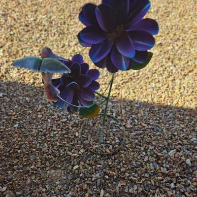 Metal flowers