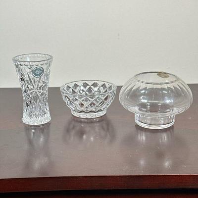 (3pc) MIXED LENOX CRYSTAL | Including: small Lenox cut crystal vase, small cut crystal bowl, and mushroom form crystal bowl. - h. 3 x...