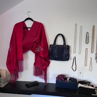 Costume Jewelry
Lingerie