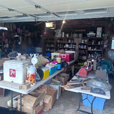 Estate sale photo