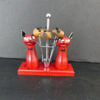 Vintage Retro Cat & Mouse Salt, Pepper & Cocktail Fork Set