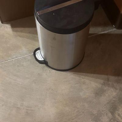 small trash can