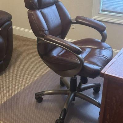 nice desk chair