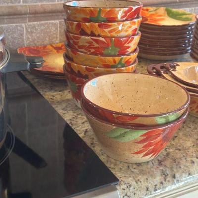Pfaltzgraff dinnerware set