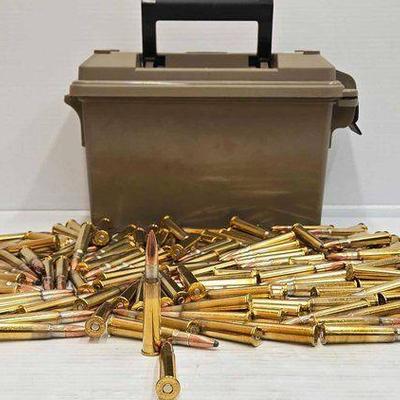 #1554 • NEW!!! (140) 303 British Ammo W/ Case
