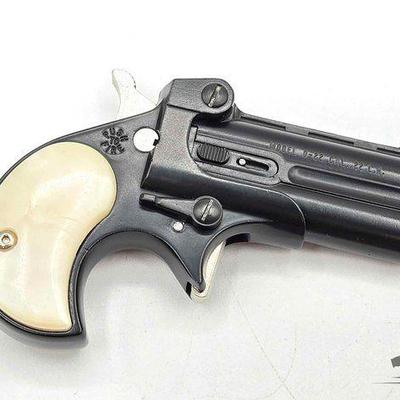 #216 • Davis Industries D-22 .22lr Derringer
