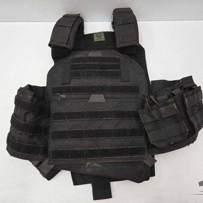 #1682 • Armored Republic Tactical Vest
