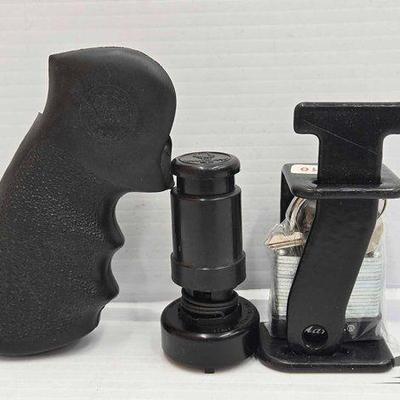 #1624 • Gun Accessories
