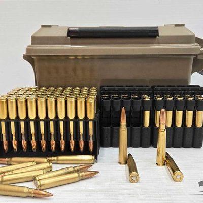 #1552 • NEW!!! (88) 7.7 Jap Ammo W/ Ammo Case
