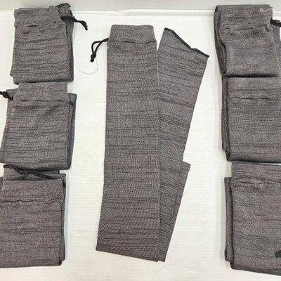 #1654 • (7) Gun Socks
