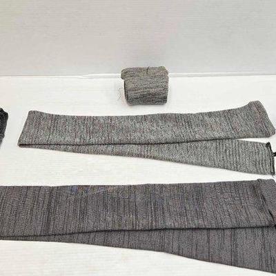 #1656 • (7) Gun Socks
