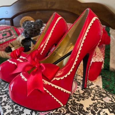Size 8 shoes 