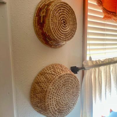 Baskets 