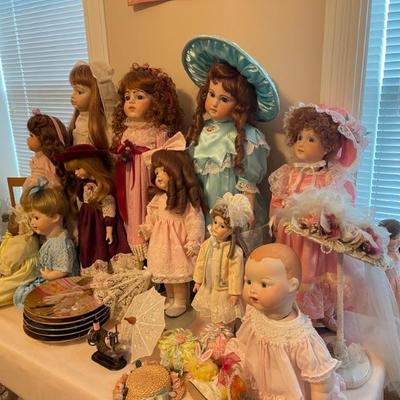 Dolls 
